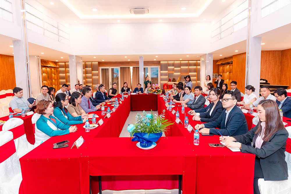Ls Nguyen Thi Kim Oanh tai su kien HCM SME VJBA va thuong vu Viet Nam tai Nhat Ban1